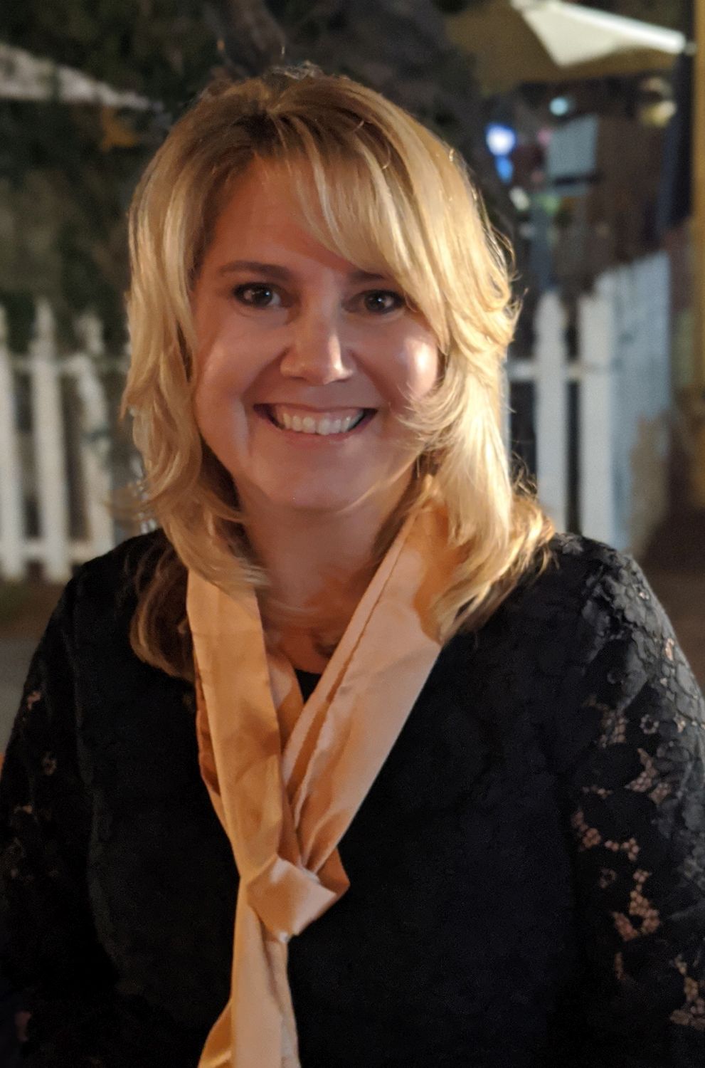 Elle Wenz, MBA